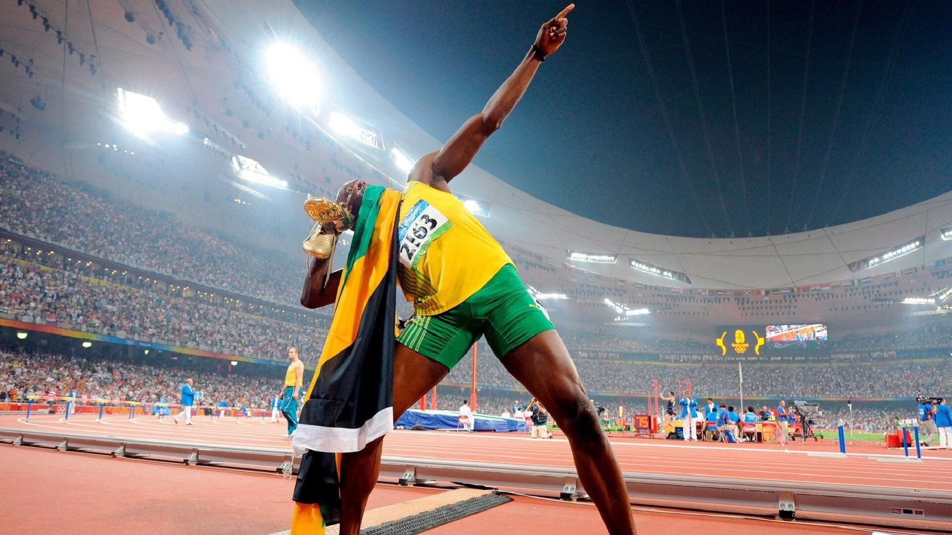 纳达尔迎来二十赛季出色发挥，MAD观众热烈欢呼！热度持续攀升